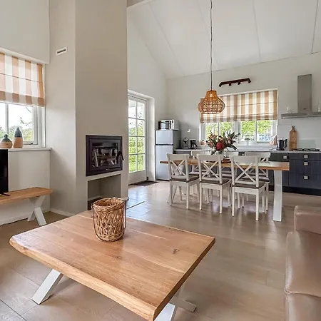 3 Bedroom Stunning In * 노르트베이크