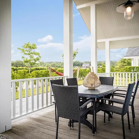 3 Bedroom Stunning In Noordwijk